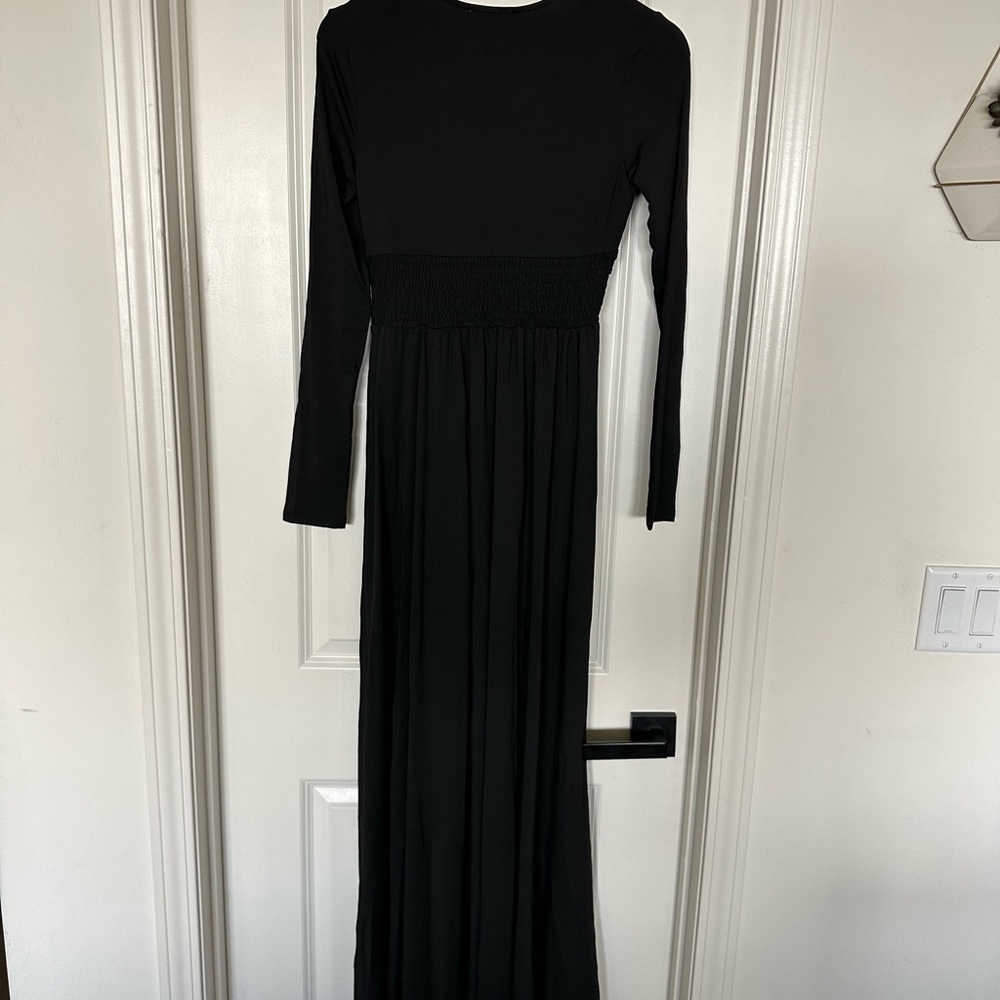 Black Maxi Dress NWT | Minimalist V-Neck Long Sleeve Slit Dress - Picture 8 of 9